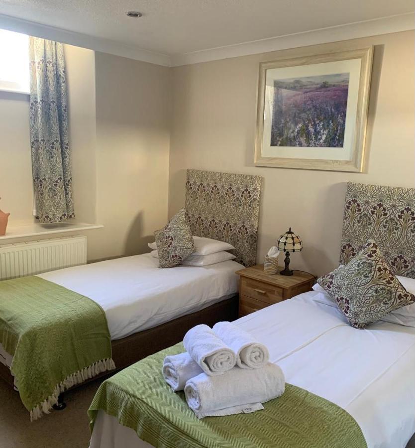 Dolphin Hotel Bovey Tracey Eksteriør billede