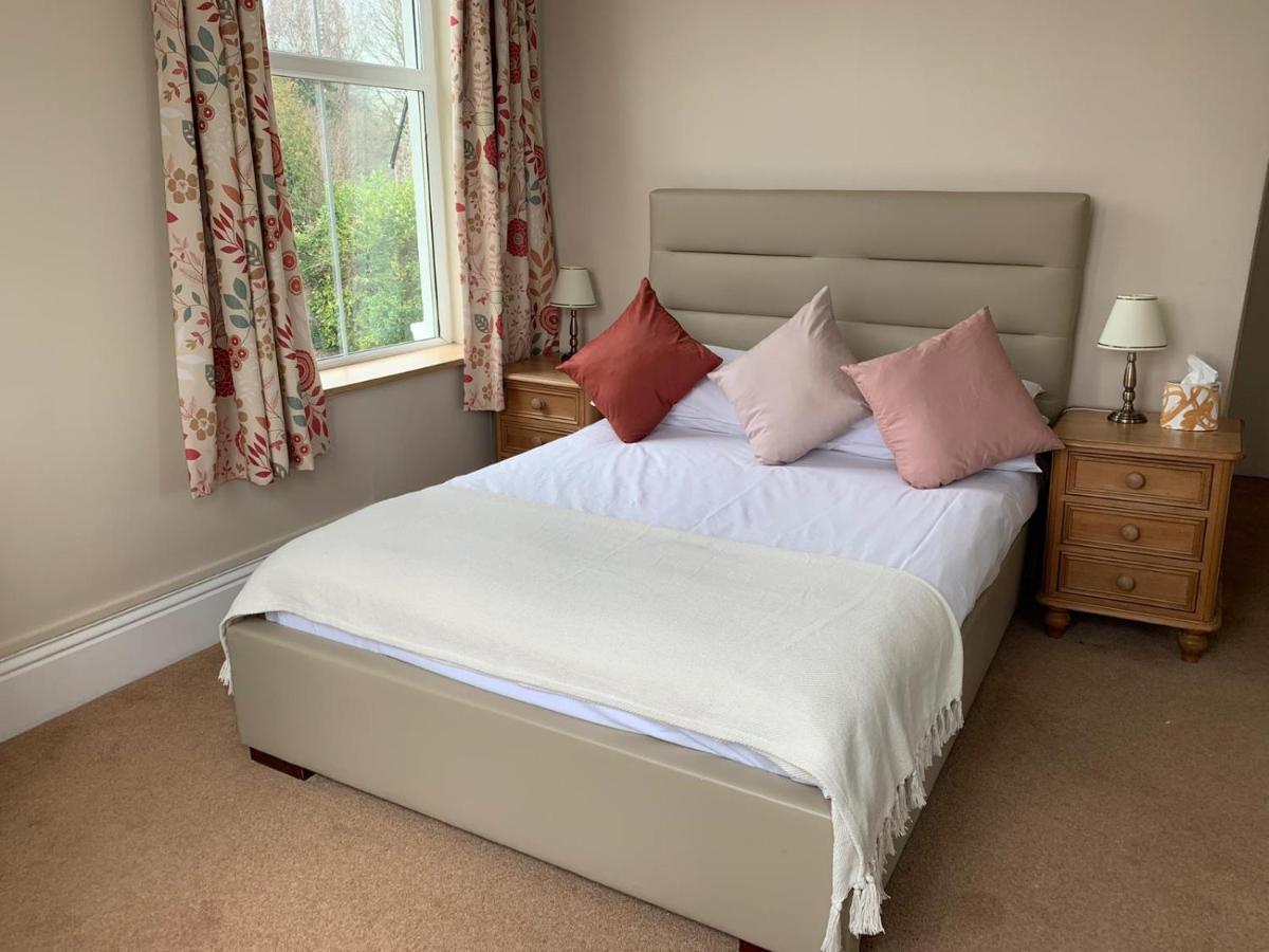Dolphin Hotel Bovey Tracey Eksteriør billede