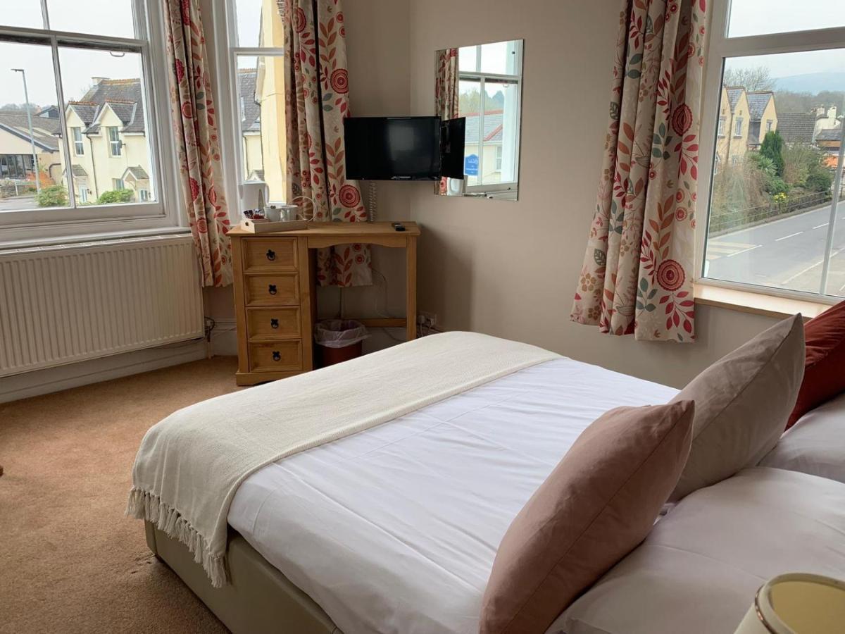 Dolphin Hotel Bovey Tracey Eksteriør billede